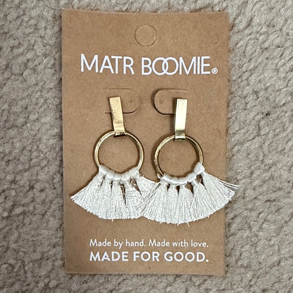 Matr Boomie Jewelry - Matr Boomie White Tassel Earrings
